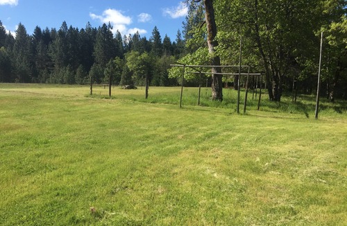 Cave Junction RV Rental | Wildlife, Nature, Glamp 1