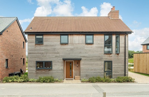 Holworth House | Wildside (WI15), Silverlake, Dorset. Lake Access.