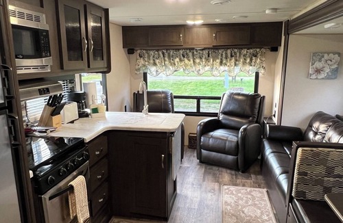 Klamath Apartment | Wildwood glamping rv - Site #72