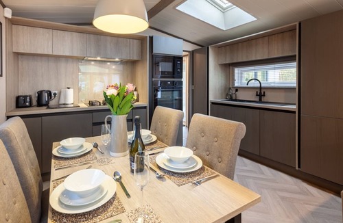 Weybourne Apartment | Wildwood - modern Kelling Heath caravan