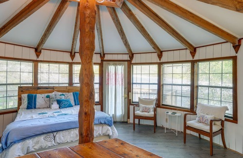 Wildwood Cabin | Wildwood Vacation Rental w/ Fire Pit Access!
