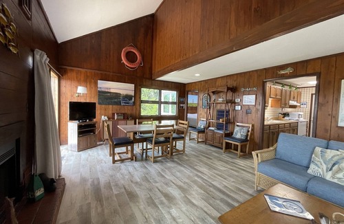 Hatteras Cottage | Will's Hideaway Quiet, Secluded and Pet Friendly!