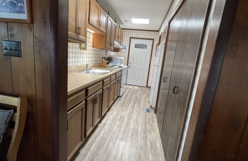 Hatteras Cottage | Will's Hideaway Quiet, Secluded and Pet Friendly!