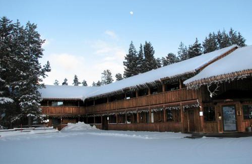 Crescent Ski Chalet | Willamette Pass Inn & Chalets
