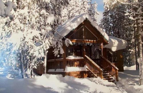 Crescent Ski Chalet | Willamette Pass Inn & Chalets