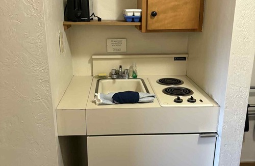 Crescent Hotel | Willamette Pass Inn