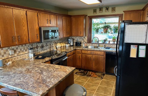 Marylhurst House | Willamette River Overlook