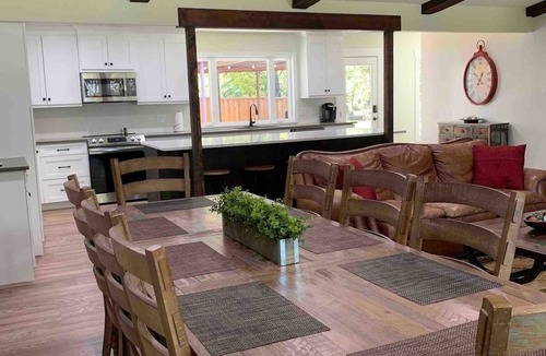 Pottsboro House | Willard Lodge | Hottub