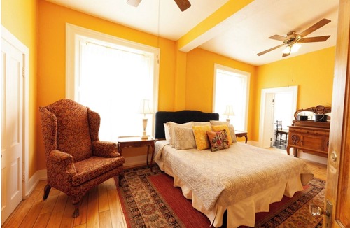 Cimarron Hotel | William F. Cody - Historic Hotel Room