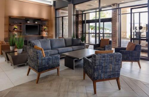 Countryside Hotel | William Tell Hotel MOD Collection by Sonesta