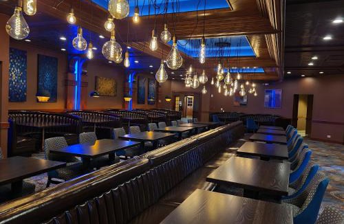 Countryside Hotel | William Tell Hotel MOD Collection by Sonesta