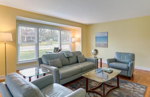 Williams Bay House | Williams Bay Retreat: Walk to Geneva Lake & Town!