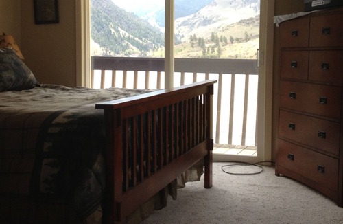 Salmon Cabin | Williams Lakefront Cabin, Salmon, ID