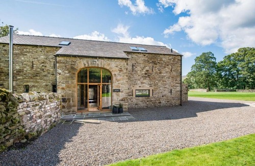 Slaggyford House | Williamston Barn & Cowshed
