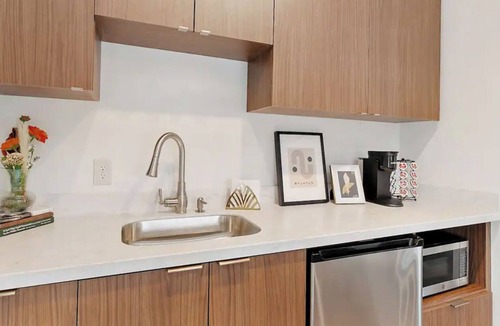 Greater Belhaven Apartment | Willie Morris Loft At Belhaven Town Center Room 300
