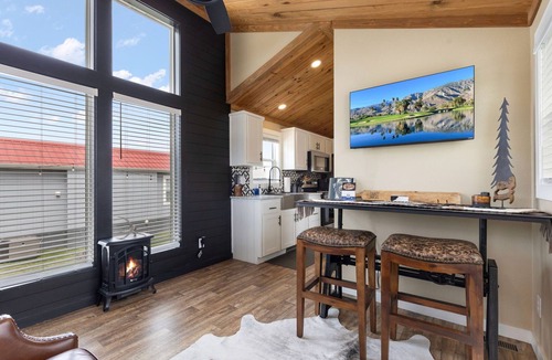Fredericksburg House | Willie