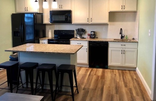 Willoughby Spit Condo | Willoughby Escape - Suite 3