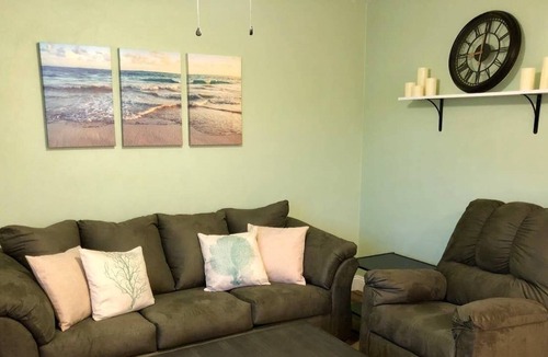 Willoughby Spit Condo | Willoughby Escape - Suite 5