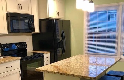 Willoughby Spit Condo | Willoughby Escape - Suite 5