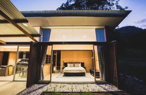 Barrengarry Villa | Willow at Barranca - Luxury Villa