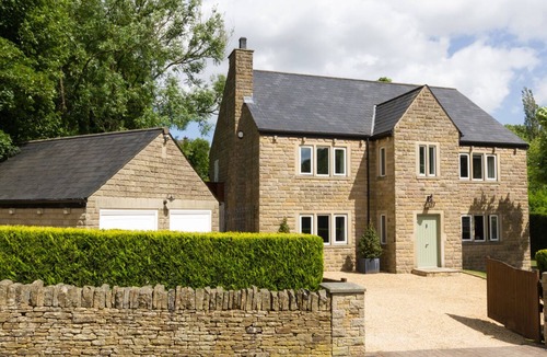 Padfield Cottage | Willow Brook