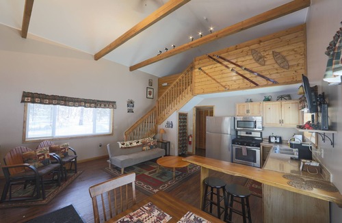 Talkeetna Cabin | Willow Cabin
