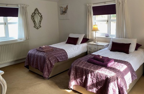 Hickling Cottage | Willow cottage beautifully appointed.