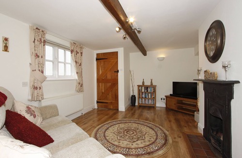 Ely Cottage | Willow Cottage - Central Ely