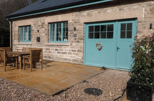 Hoylandswaine Cottage | Willow Cottage