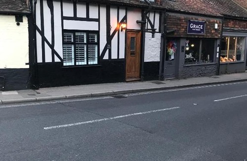 Westerham House | Willow Cottage