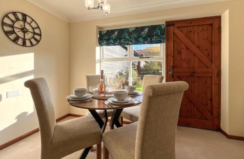 Ruswarp House | Willow Cottage