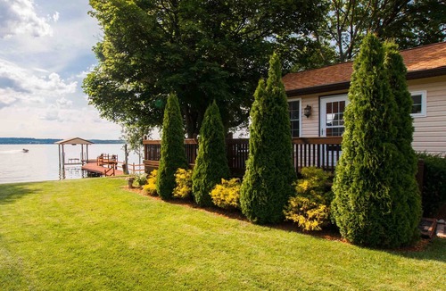 Town of Varick Cottage | Willow Cove: Wine Country and Lake Living