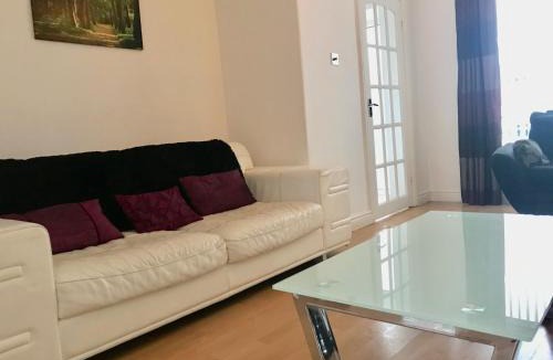 Dadlington House | Willow