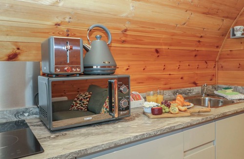 Newland Near Ulverston Cottage | Willow