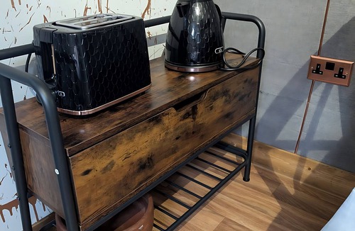 Woolhope Ski Chalet | Willow Glamping Pod