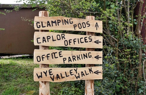 Woolhope Ski Chalet | Willow Glamping Pod