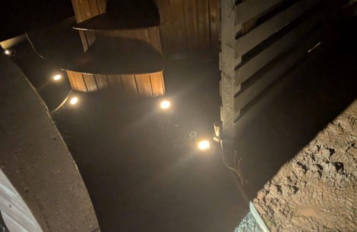 Woolhope Ski Chalet | Willow Glamping Pod