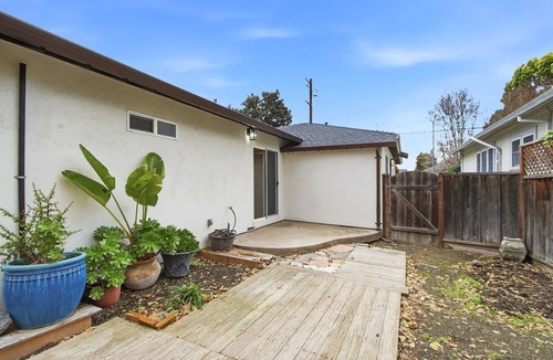 Willow Glen House | Willow Glen Private Master Studio Retreat + WFH!