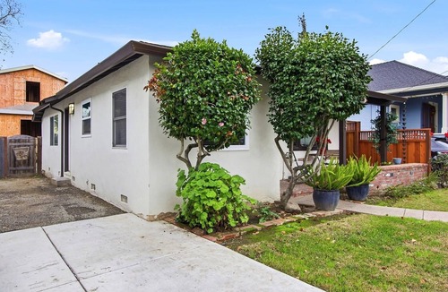 Willow Glen House | Willow Glen Private Master Studio Retreat + WFH!