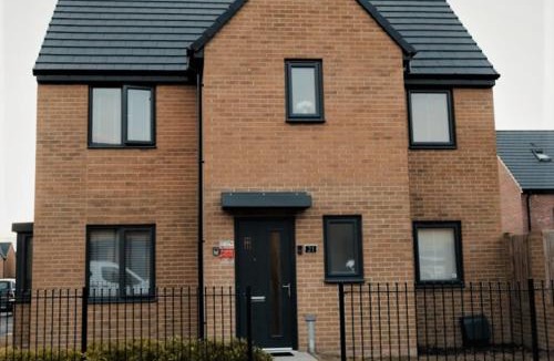 Thurnscoe House | Willow Heights Modern 5-7 Persons/3 Bed Detached