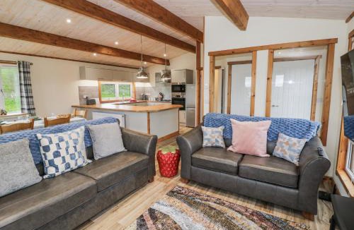 Rugeley House | Willow Lodge