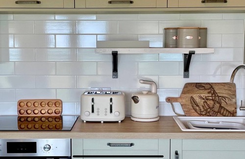 Helford Passage Cabin | Willow Lodge