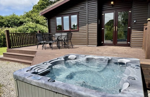 Helford Passage Cottage | Willow Lodge