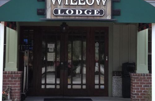 Murrells Inlet Hotel | Willow Lodge