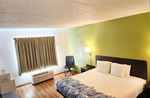 Willoughby Hotel | Willow Lodge Willoughby Cleveland
