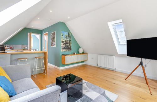 Bulmer House | Willow Loft - Uk49479