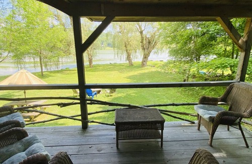 Rome Cabin | Willow Point Cabin:Brenchly Lake