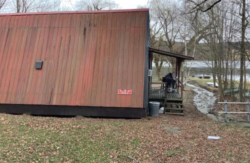 Rome House | Willow Point Cabin Brenchly Lake