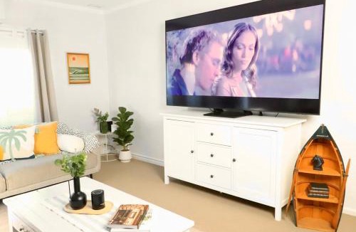 Batehaven House | Willow's Beach House