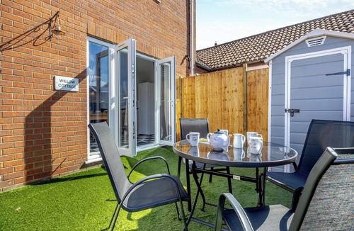 North Somercotes Cottage | Willow's Cottage - UK42144